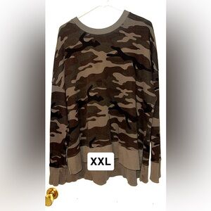 Camouflage Print Sweater XXL